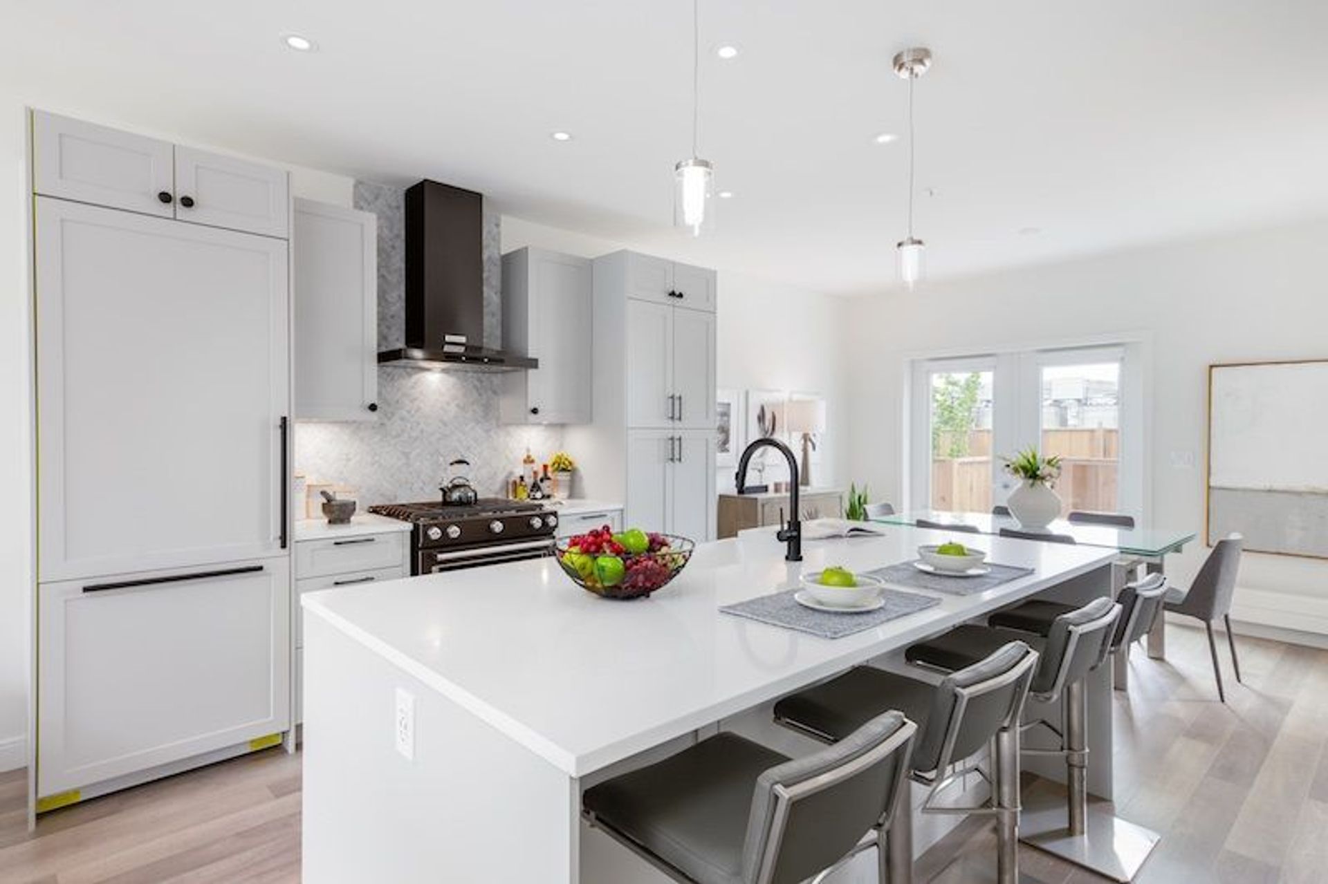 88218 at 116 - 515 2nd Street E, North Vancouver