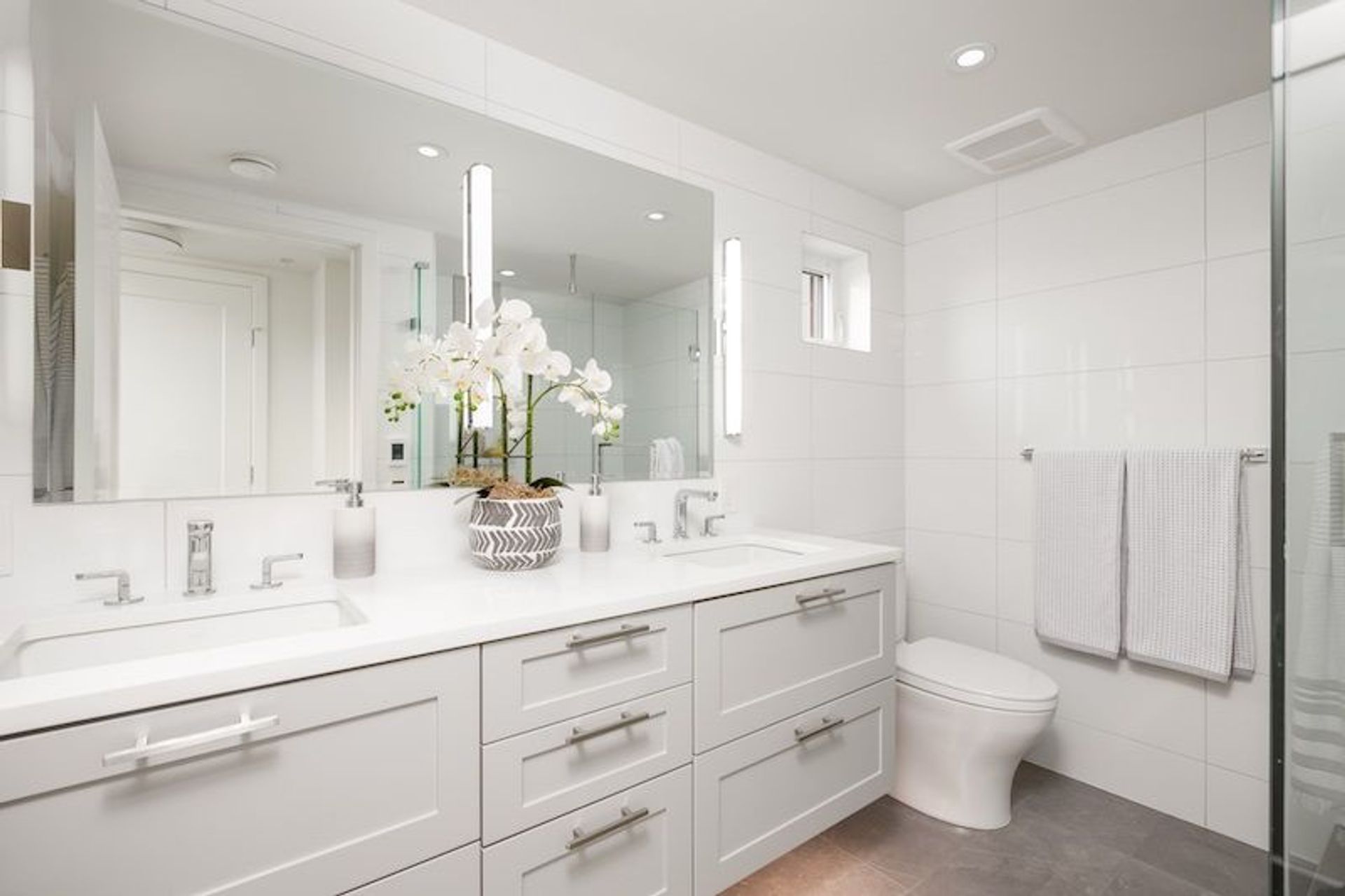 88254 at 116 - 515 2nd Street E, North Vancouver