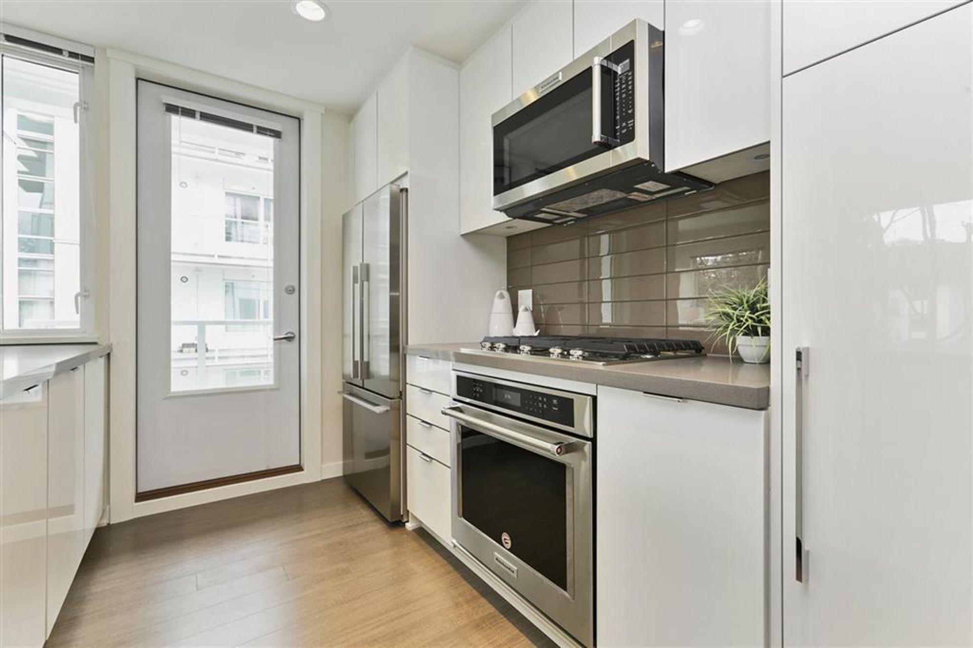 67994 at 313 - 277 W 1st Street, North Vancouver