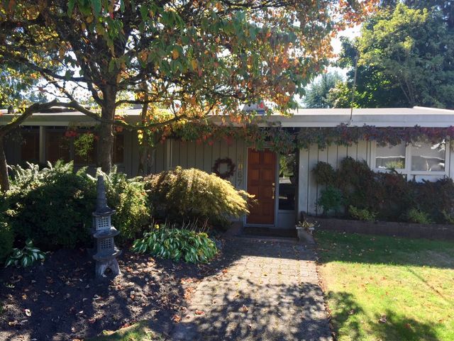 72270 at 4067 Sunnycrest Drive, North Vancouver