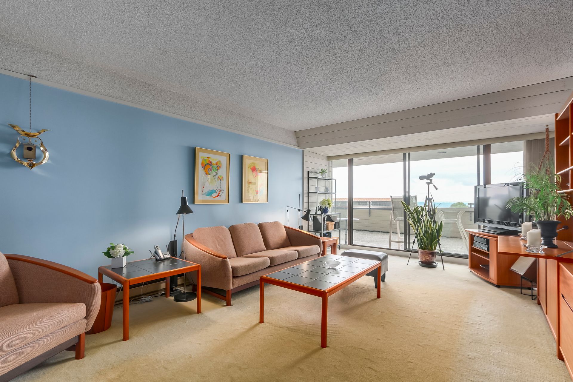 72212 at 2212 Folkestone Way, West Vancouver