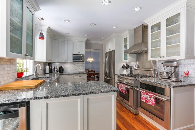 72578 at 2749 Byron Road, North Vancouver