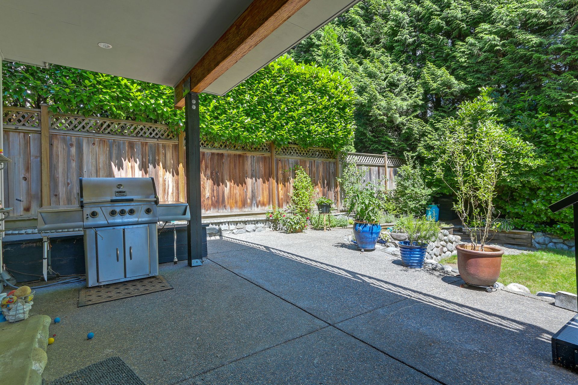 72590-1 at 2749 Byron Road, North Vancouver