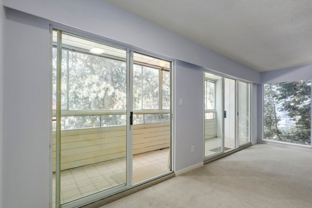 72918 at 207 - 250 W 1st Street, North Vancouver