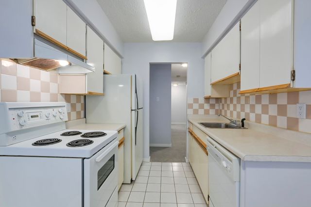 72921 at 207 - 250 W 1st Street, North Vancouver