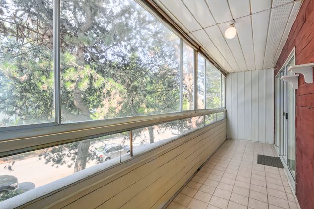 72927 at 207 - 250 W 1st Street, North Vancouver