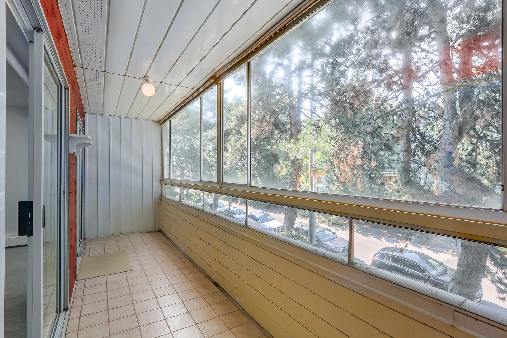 72930 at 207 - 250 W 1st Street, North Vancouver