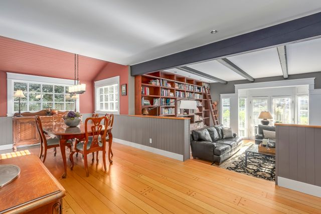 73156 at 3323 Redfern Place, North Vancouver