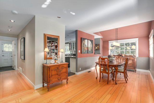 73165 at 3323 Redfern Place, North Vancouver