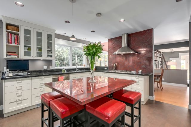 73174 at 3323 Redfern Place, North Vancouver