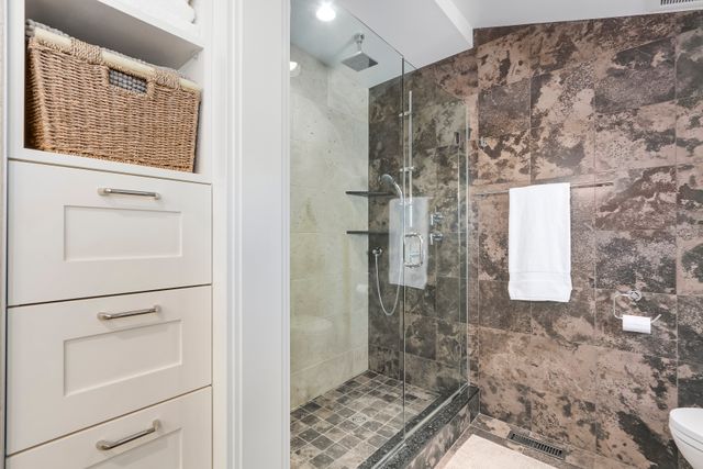 73210 at 3323 Redfern Place, North Vancouver