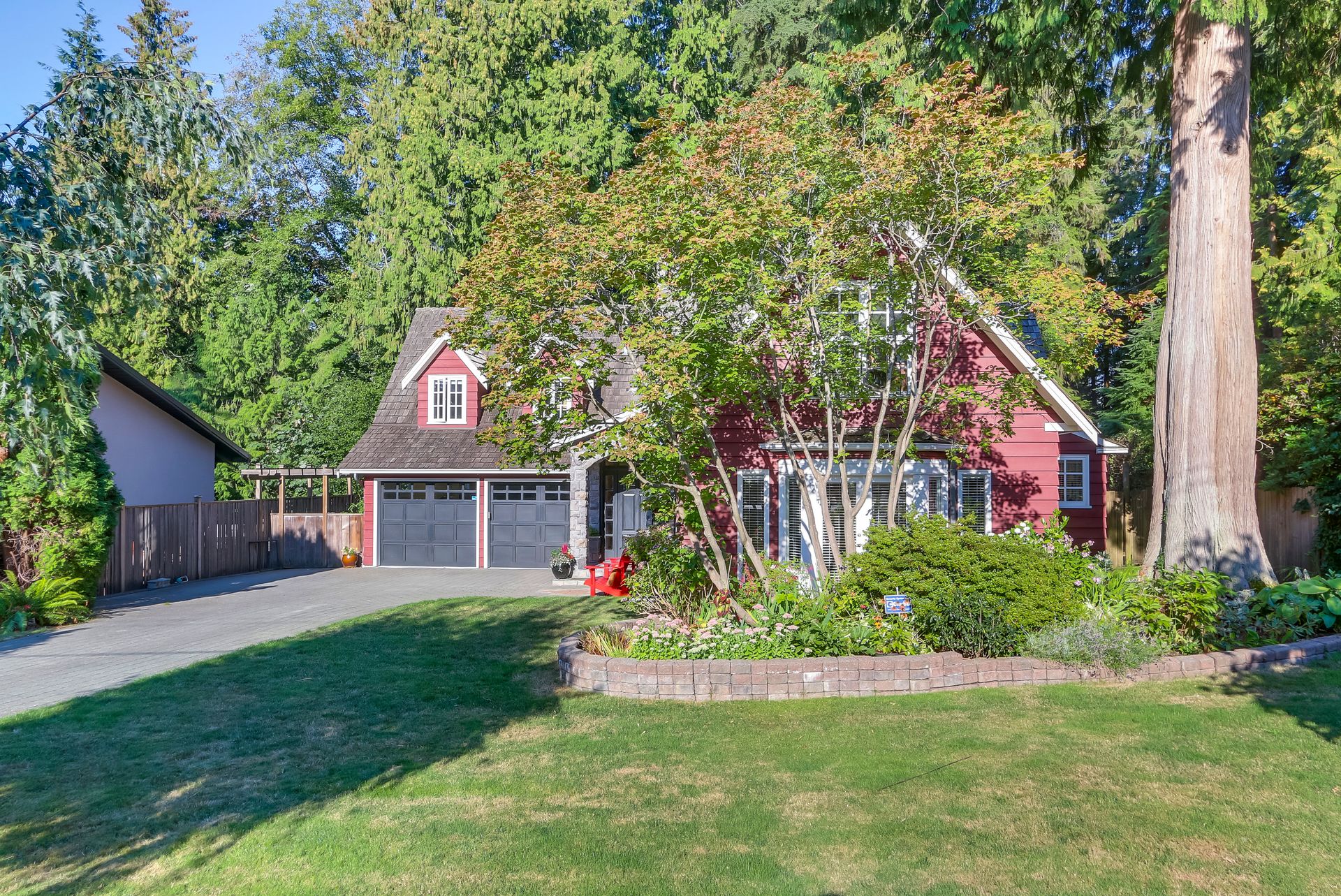 73150 at 3323 Redfern Place, North Vancouver