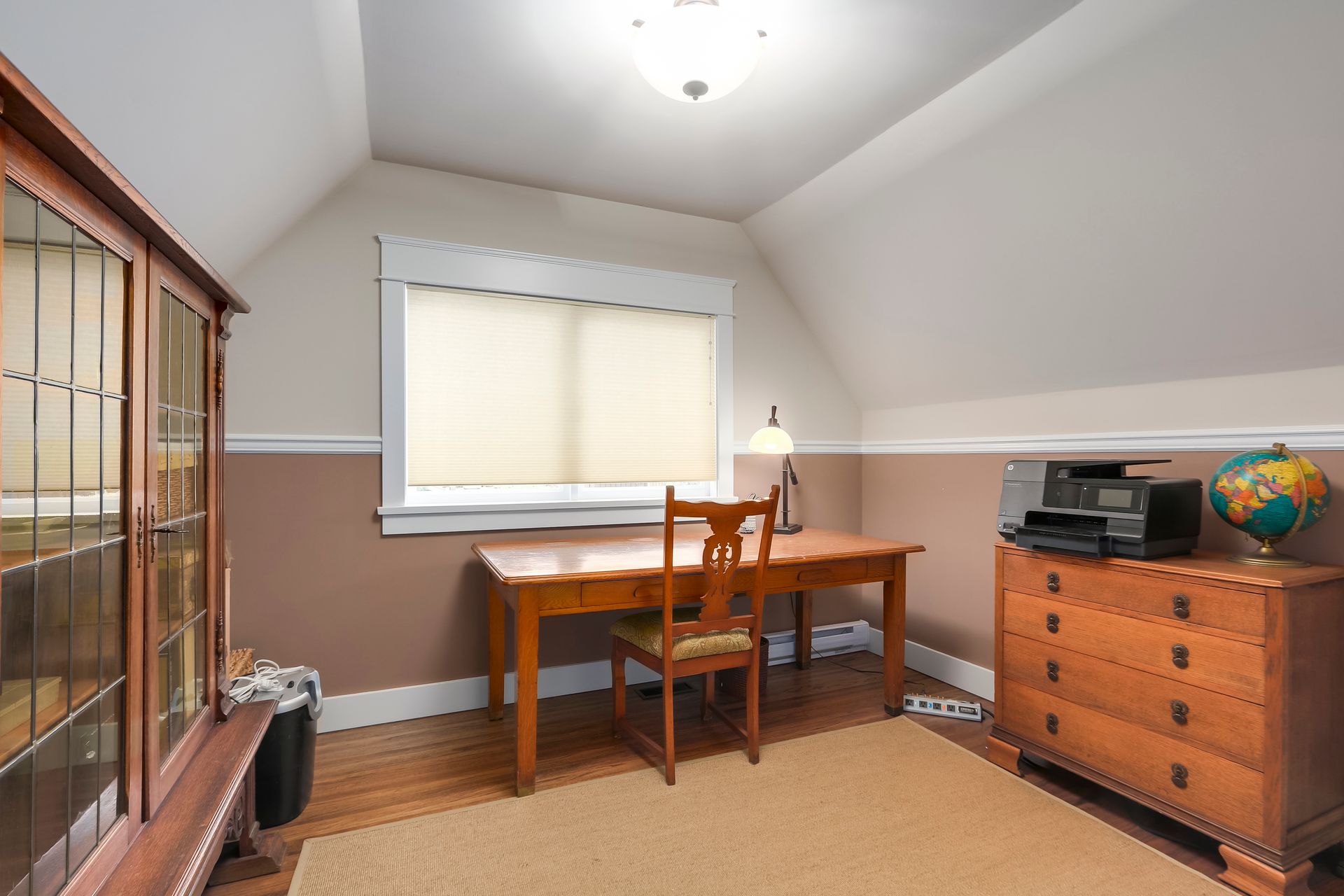 73201 at 3323 Redfern Place, North Vancouver