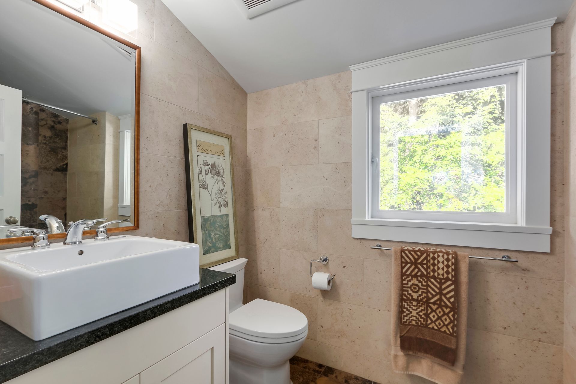 73204 at 3323 Redfern Place, North Vancouver