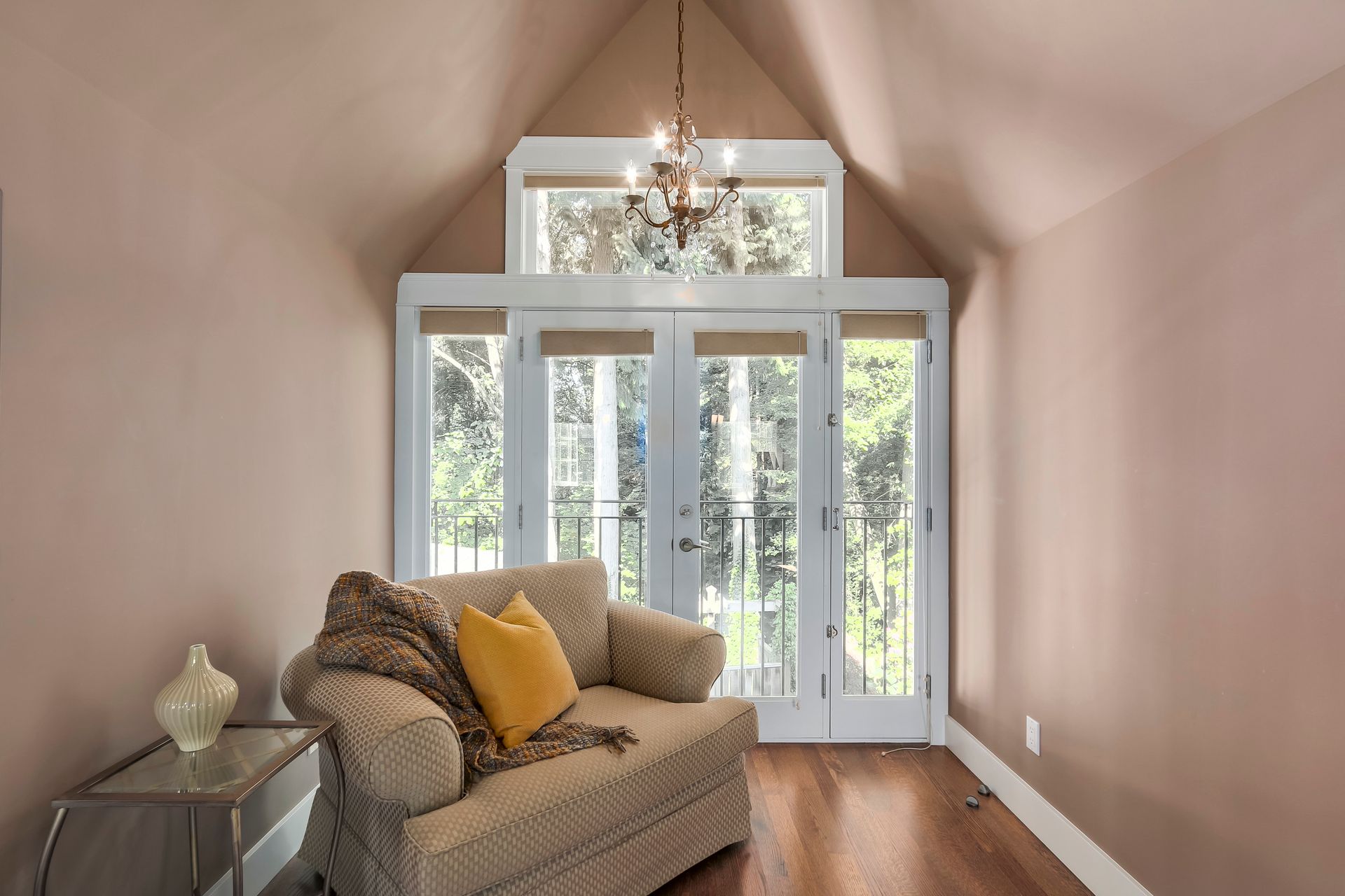 73219 at 3323 Redfern Place, North Vancouver