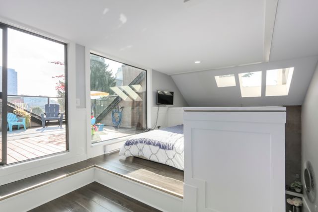 73462 at 303 - 1702 Chesterfield Avenue, North Vancouver