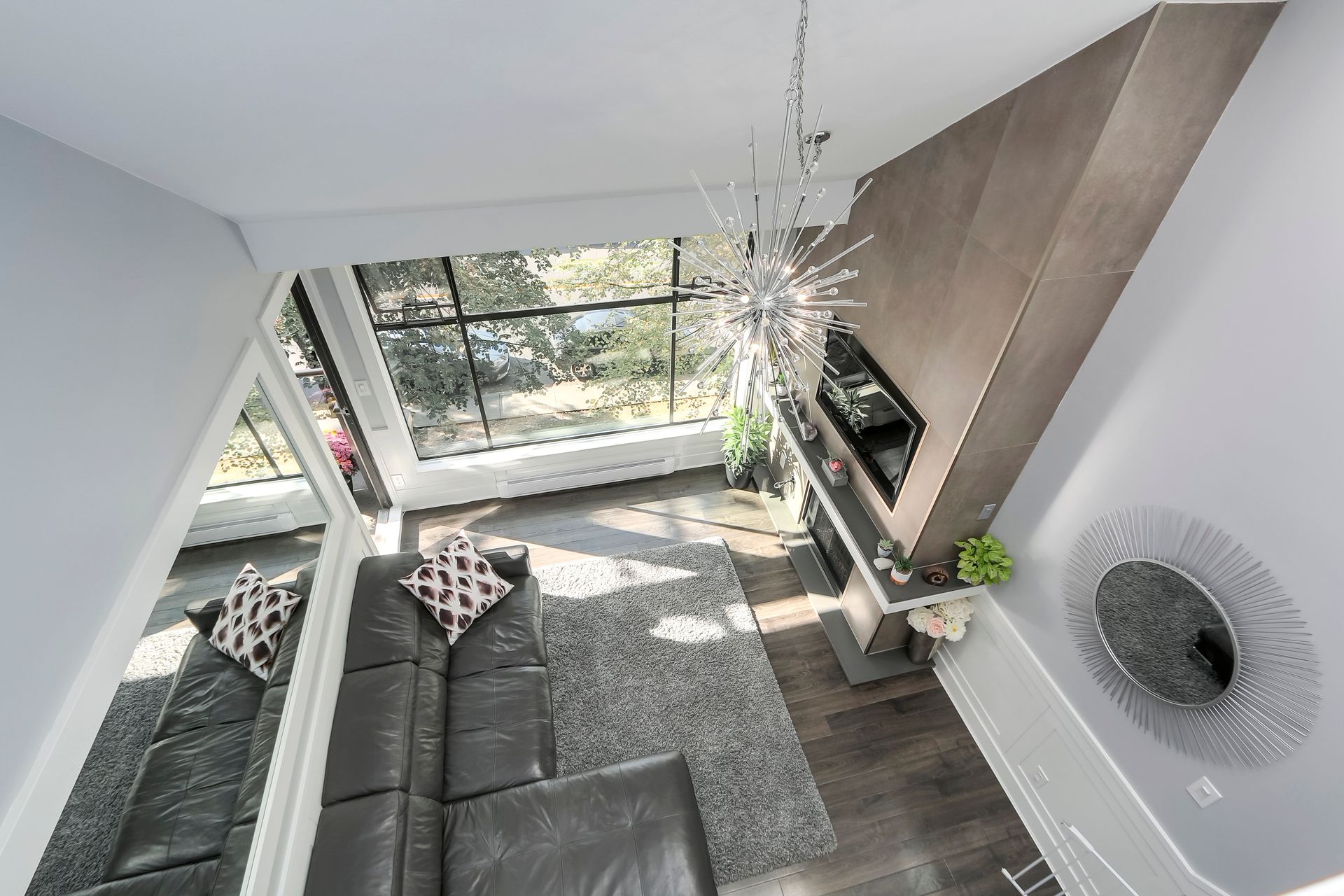 73474 at 303 - 1702 Chesterfield Avenue, North Vancouver