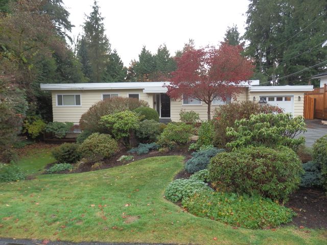 74114 at 963 Belmont Avenue, North Vancouver