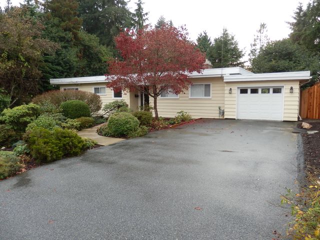 74117 at 963 Belmont Avenue, North Vancouver