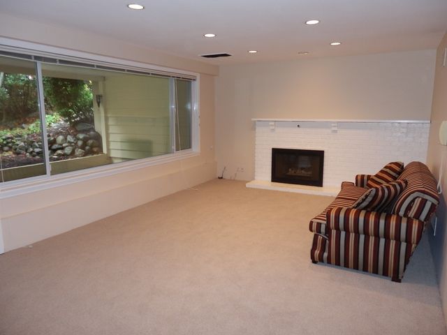 74177 at 963 Belmont Avenue, North Vancouver