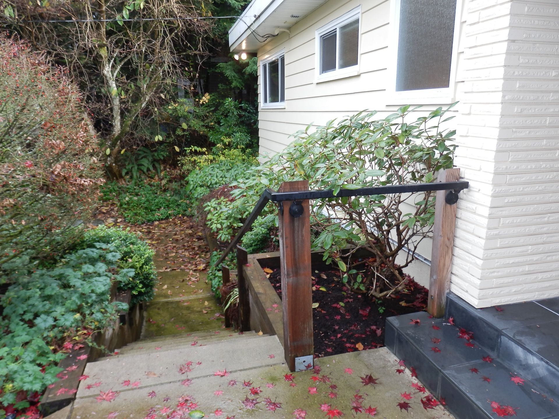 74192 at 963 Belmont Avenue, North Vancouver