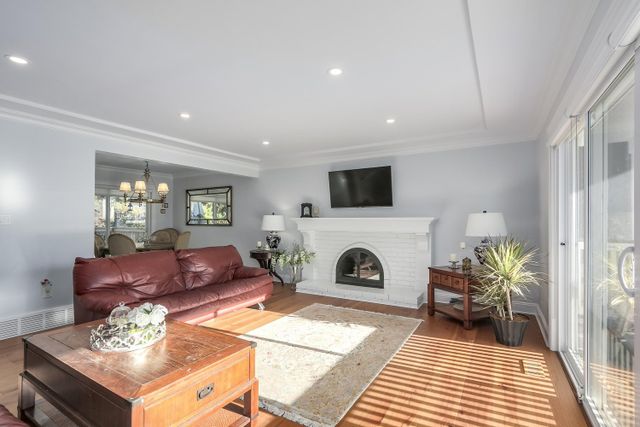 74500 at 2590 Sechelt Drive, North Vancouver