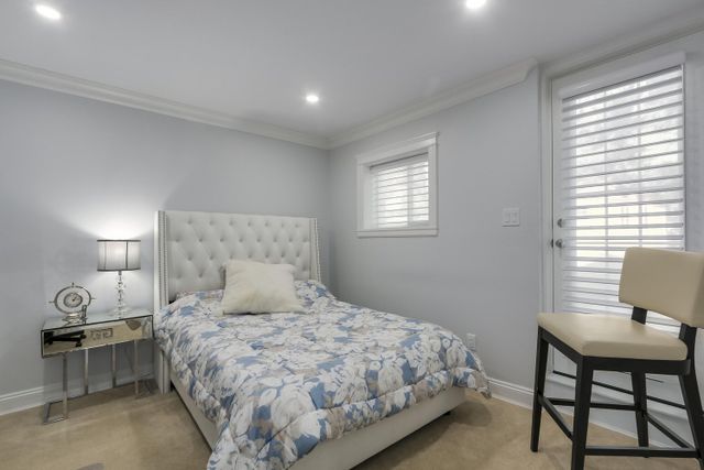 74561 at 2590 Sechelt Drive, North Vancouver