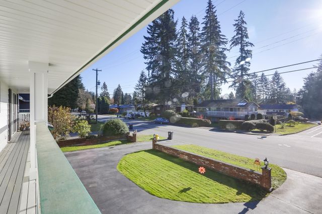 74573 at 2590 Sechelt Drive, North Vancouver