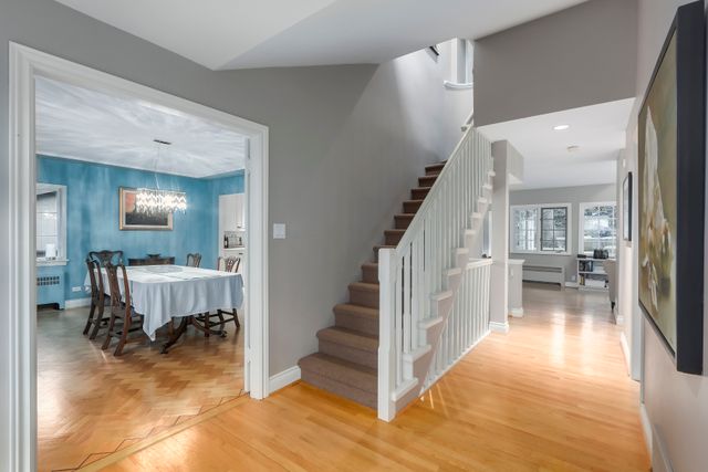 74698 at 1264 W Keith Road, North Vancouver