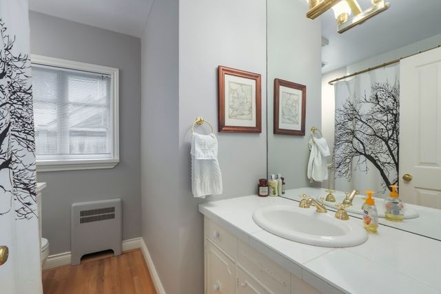 74722 at 1264 W Keith Road, North Vancouver