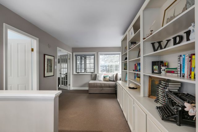 74743 at 1264 W Keith Road, North Vancouver