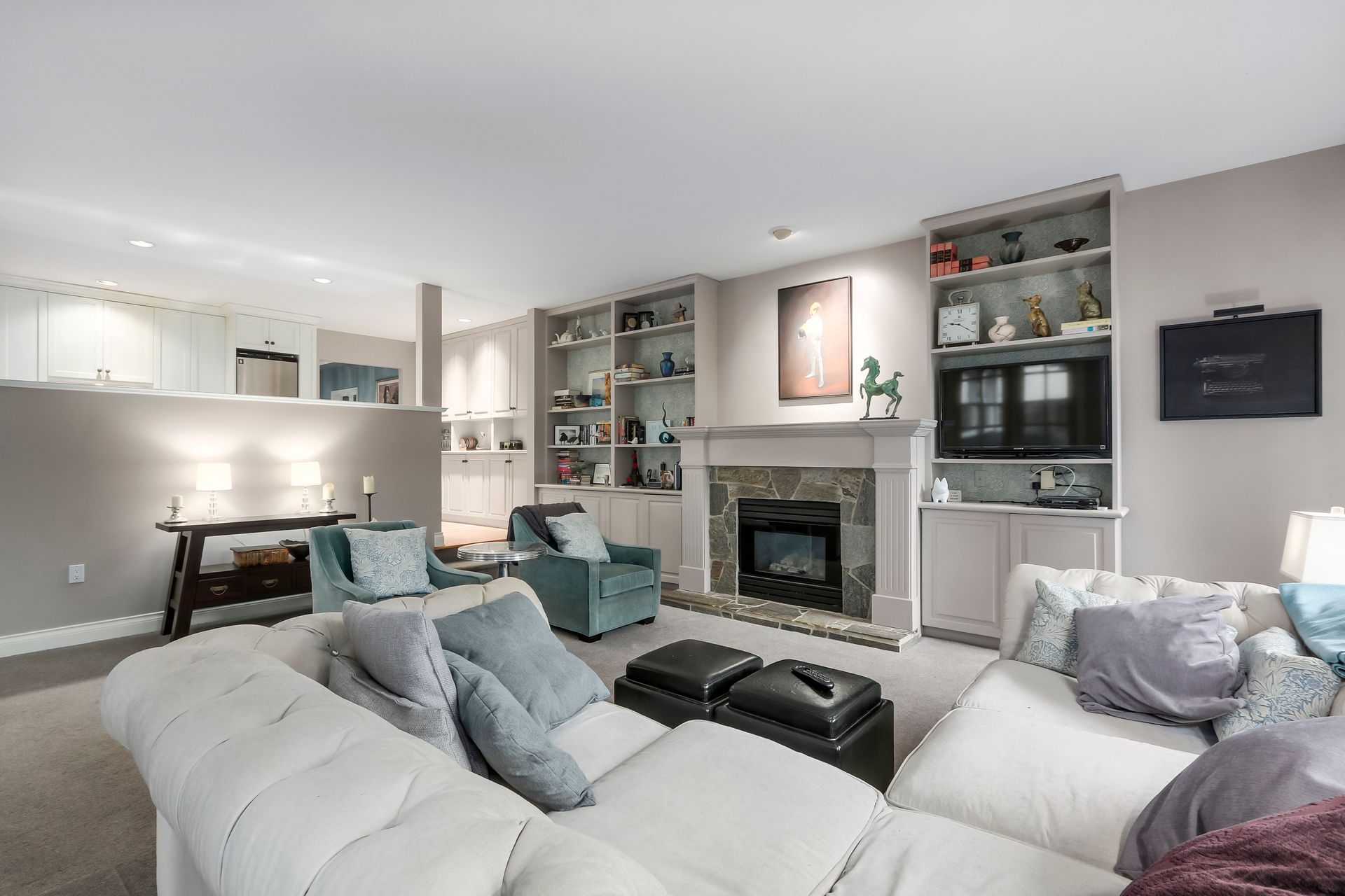 74716 at 1264 W Keith Road, North Vancouver