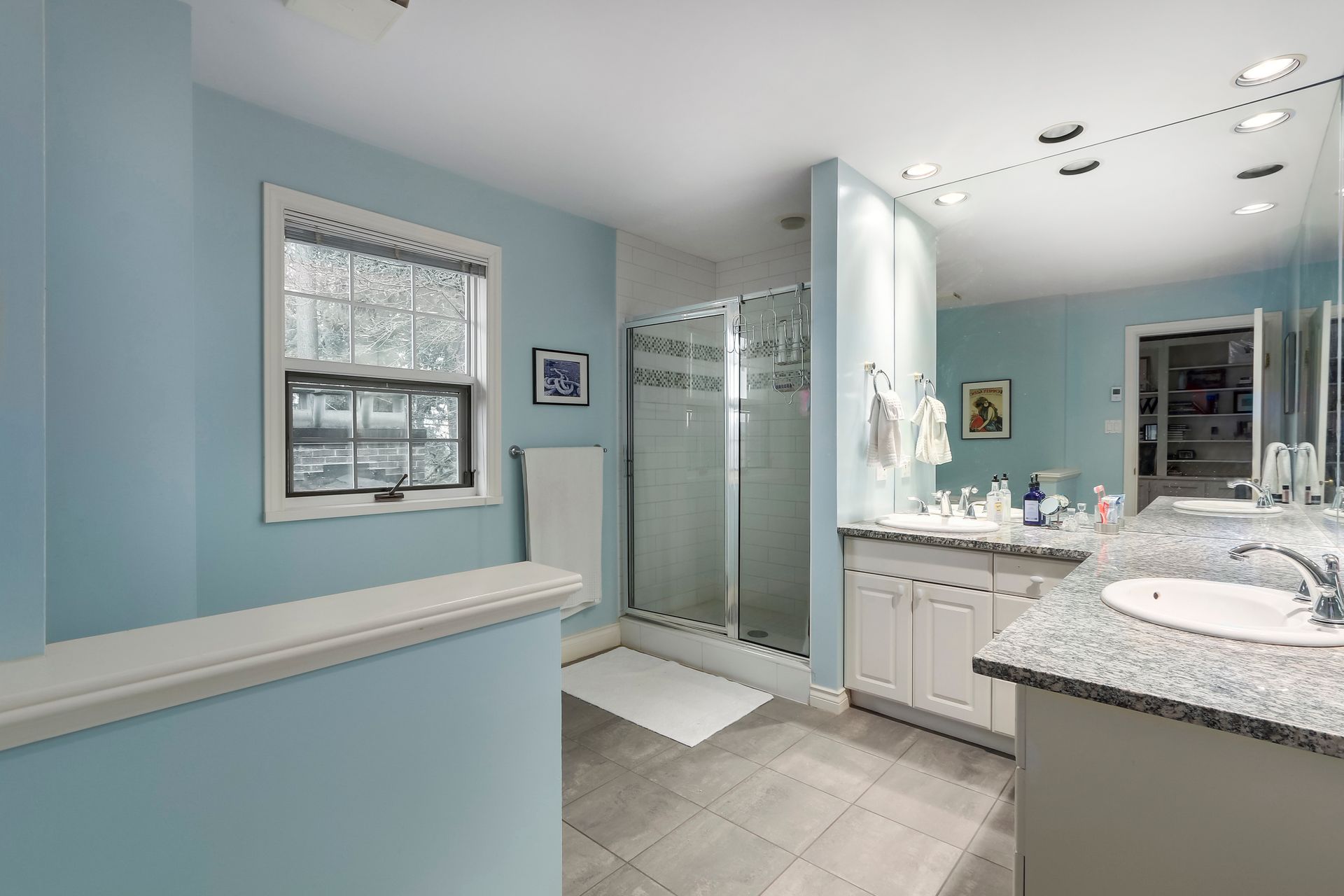 74728 at 1264 W Keith Road, North Vancouver