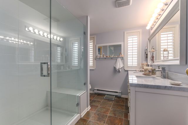 74885 at 401 - 3980 Inlet Crescent, North Vancouver