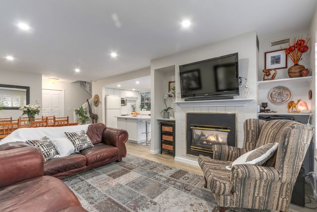 74925 at 401 - 3980 Inlet Crescent, North Vancouver