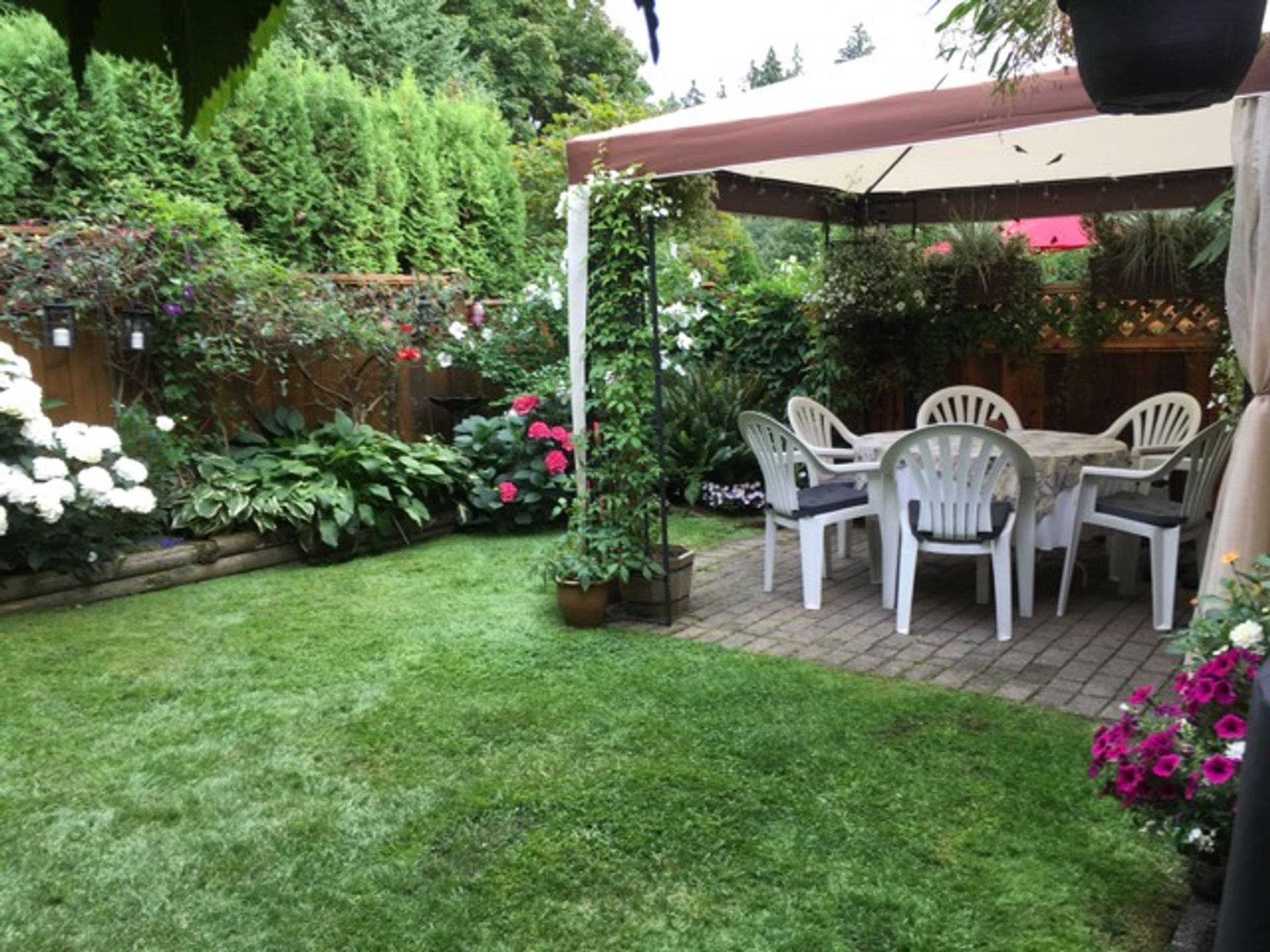 74919 at 401 - 3980 Inlet Crescent, North Vancouver