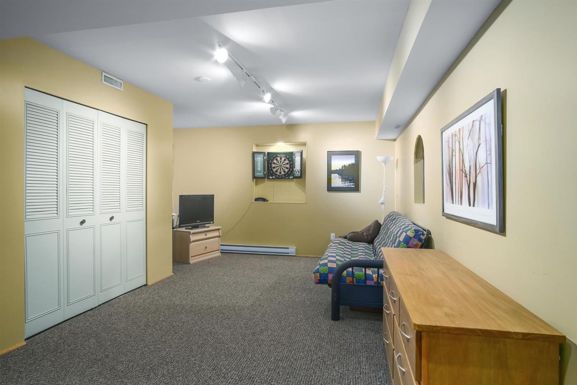 75442 at 821 Nicolum Court, North Vancouver