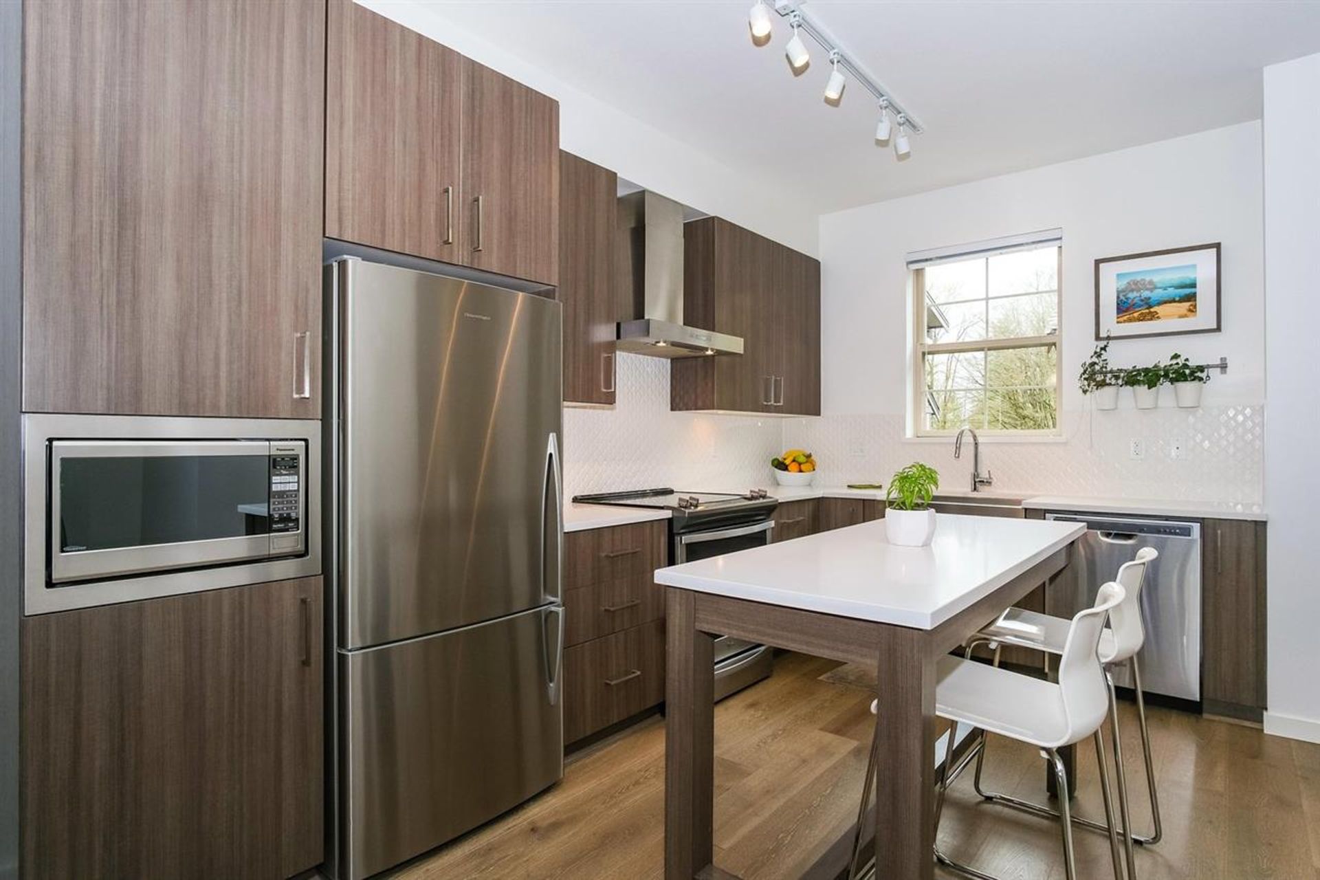 75516 at 24 - 433 Seymour River Place, North Vancouver