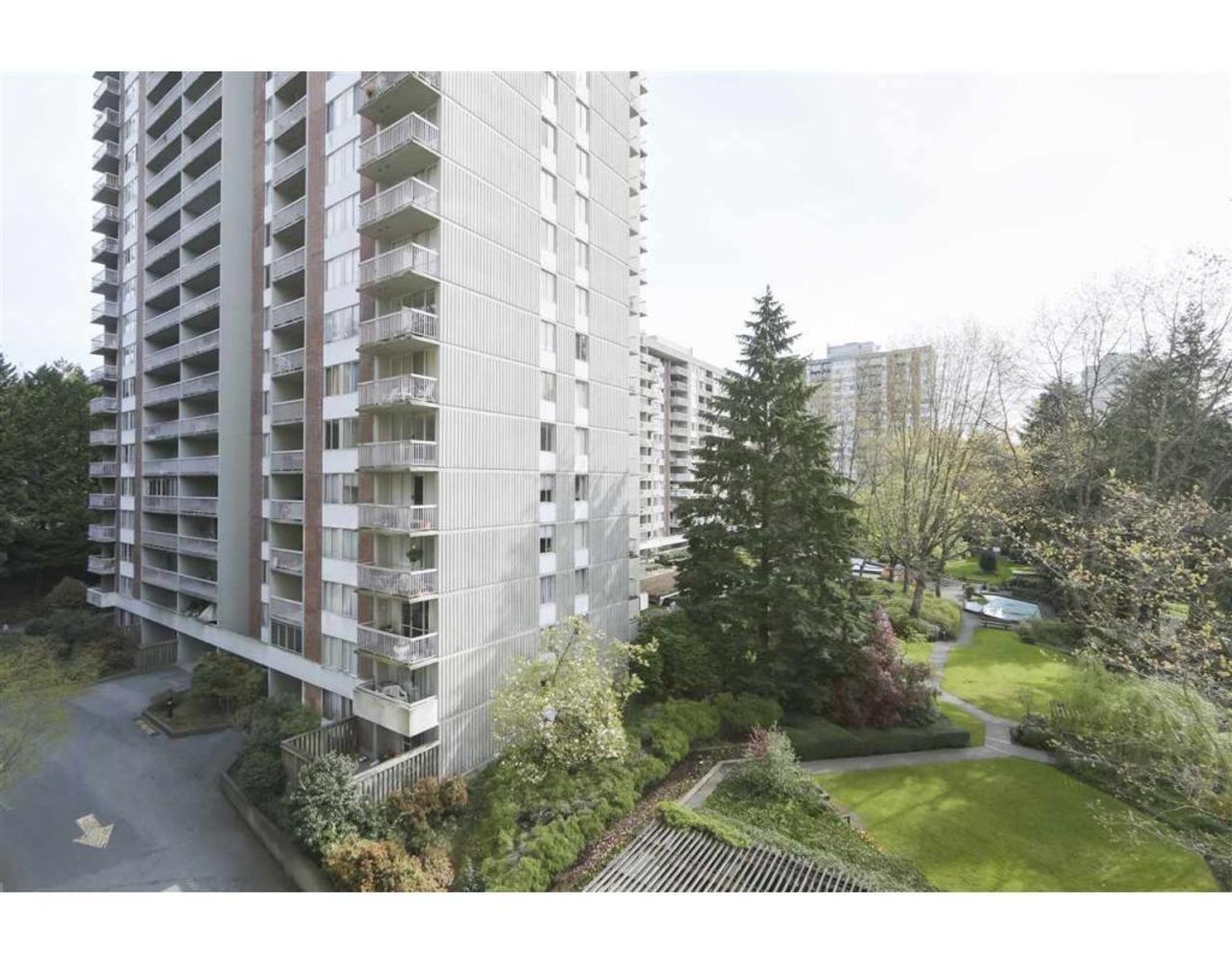 76258 at 604 - 2020 Fullerton Avenue, North Vancouver