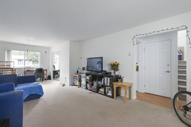 76770 at 3636 Maginnis Avenue, North Vancouver