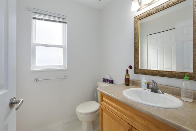 76798 at 3636 Maginnis Avenue, North Vancouver