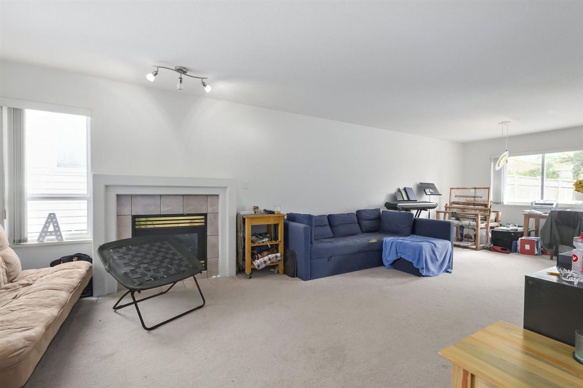 76766 at 3636 Maginnis Avenue, North Vancouver