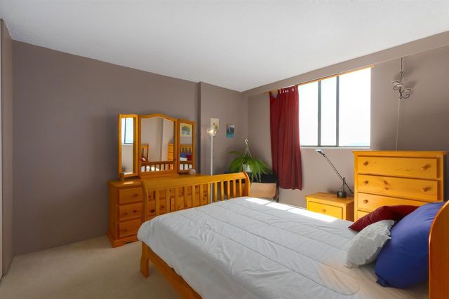 78268 at 1907 - 145 St. Georges Avenue, North Vancouver