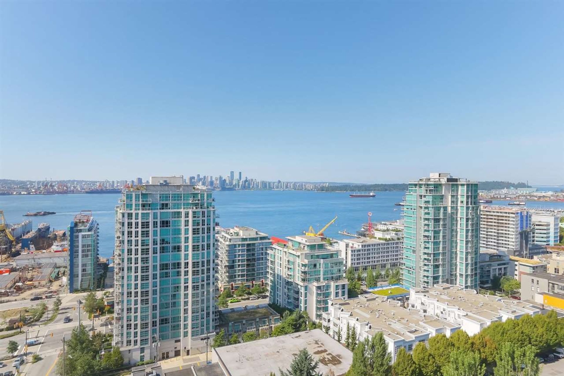 78236 at 1907 - 145 St. Georges Avenue, North Vancouver