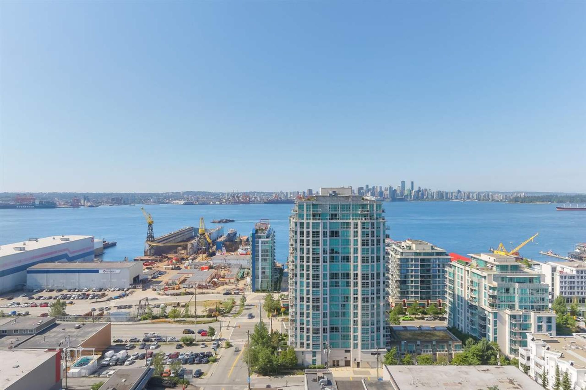 78240 at 1907 - 145 St. Georges Avenue, North Vancouver