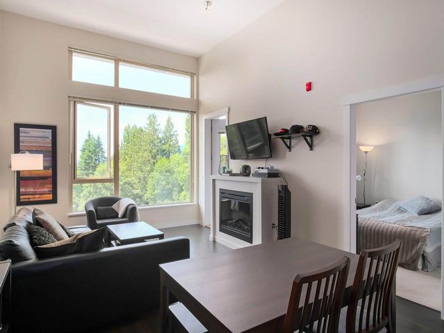 78471 at 405 - 159 22nd Street W, North Vancouver
