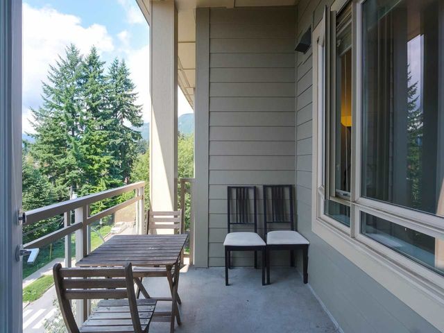 78479 at 405 - 159 22nd Street W, North Vancouver