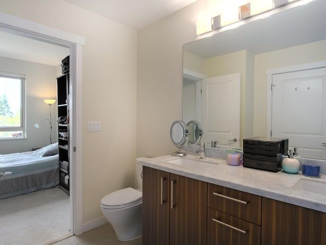 78507 at 405 - 159 22nd Street W, North Vancouver