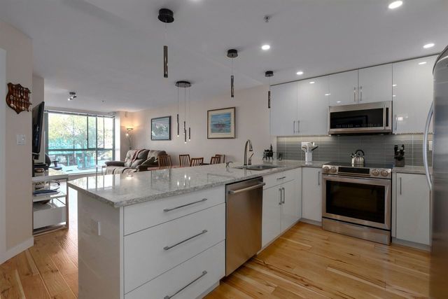 78559 at 309 - 212 Lonsdale Avenue, North Vancouver