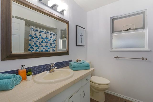 79359 at 6260 St. Georges Avenue, West Vancouver